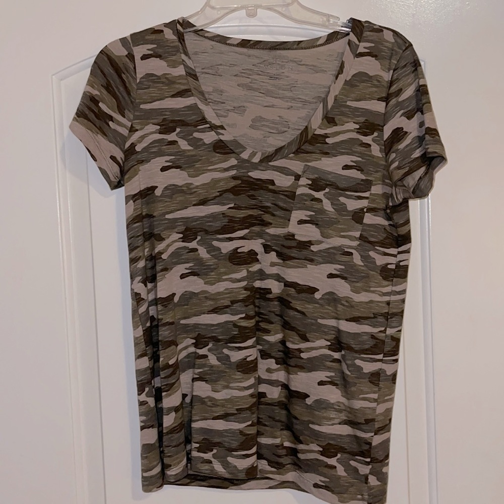 Nordstrom (Caslon) camo tee